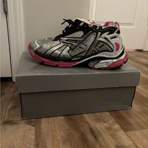 Pink and silver balenciaga runners. 7.5 condition. Size 43. Dm for prices